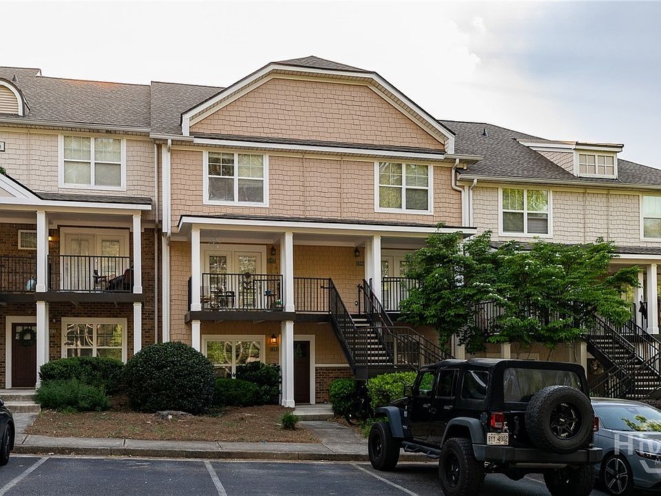 1st image of 1035 Barnett Shoals Road #813