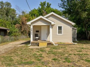 2924 E Washington Ave, Des Moines, IA 50317