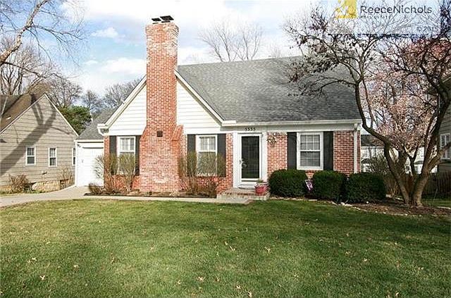 Great Curb Appeal- new James Hardie Siding,Driveway & Gutters