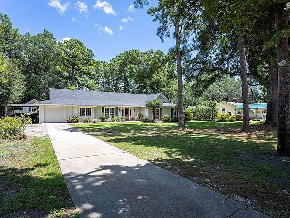 3rd image of 7 Audubon Road