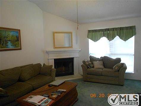 3rd image of 10524 Flamewood Dr