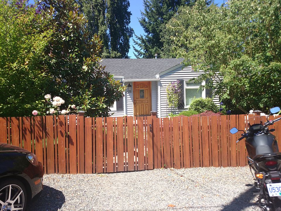 1st image of 4509 32nd Ave W