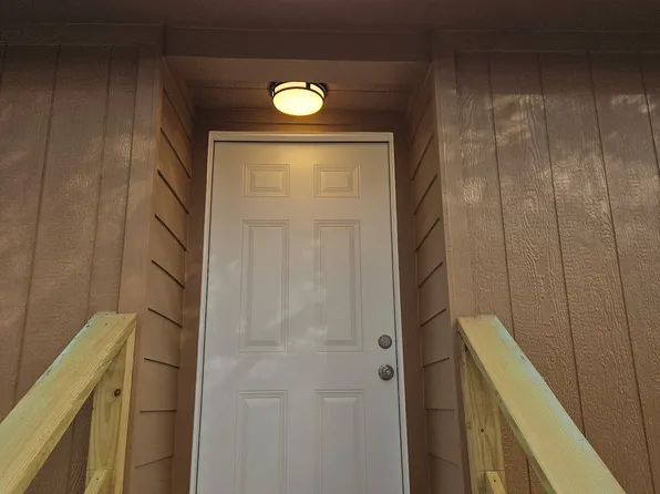 21475 Coyote Trl #A, Leander, TX 78645