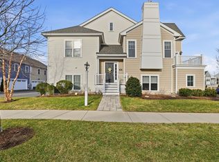 20 Daisy Ln, Plymouth, MA 02360