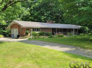 8550 N M 52, Henderson, MI