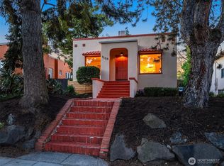 1128 N 77th St, Seattle, WA 98103