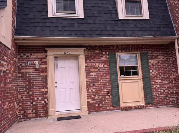 378 Circuit Ln Unit E, Newport News, VA 23608
