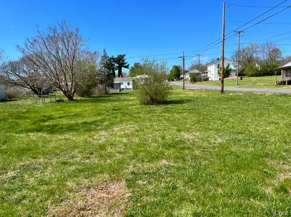818 8th St Lot 6, Altavista, VA 24517