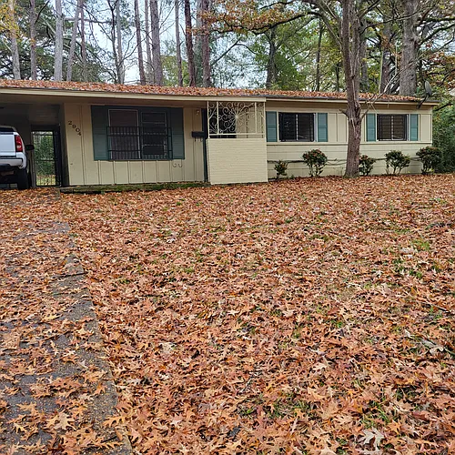 2904 Charleston Dr Photo 1
