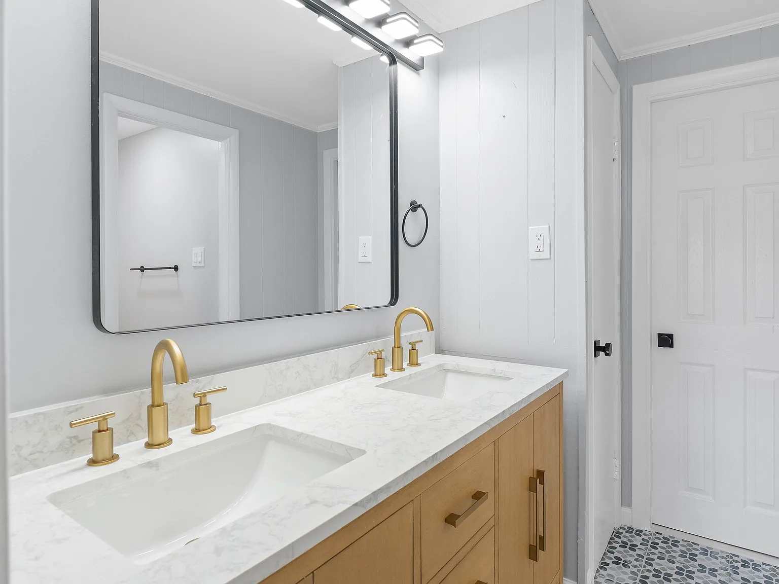 2 bed, 1.5 bath, 1350 sqft, $2,450 — Photo 4