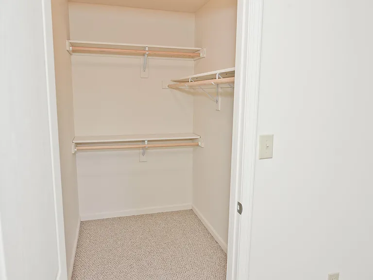 1825 Wichman Ln — Photo 41