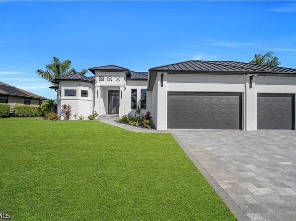 11892 King James Ct, Cape Coral, FL 33991