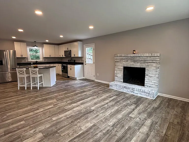 238 Betty Lewis Dr — Photo 9