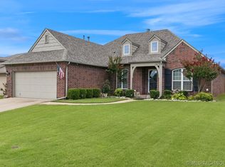 1013 Midway Rd, Claremore, OK 74019