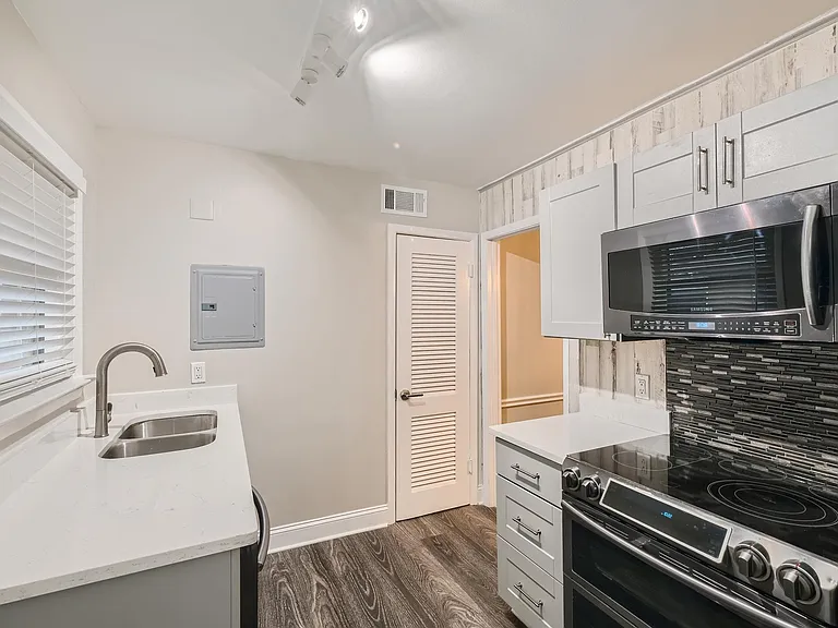 3510 Roswell Rd NW #G4 — Photo 11