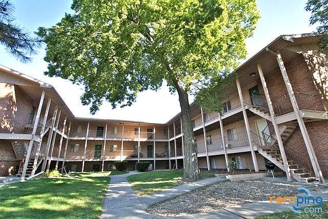1st image of 4828 Meredeth St APT 301