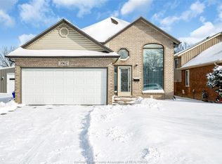 3962 Woodward Blvd, Windsor, ON N8W2Z4