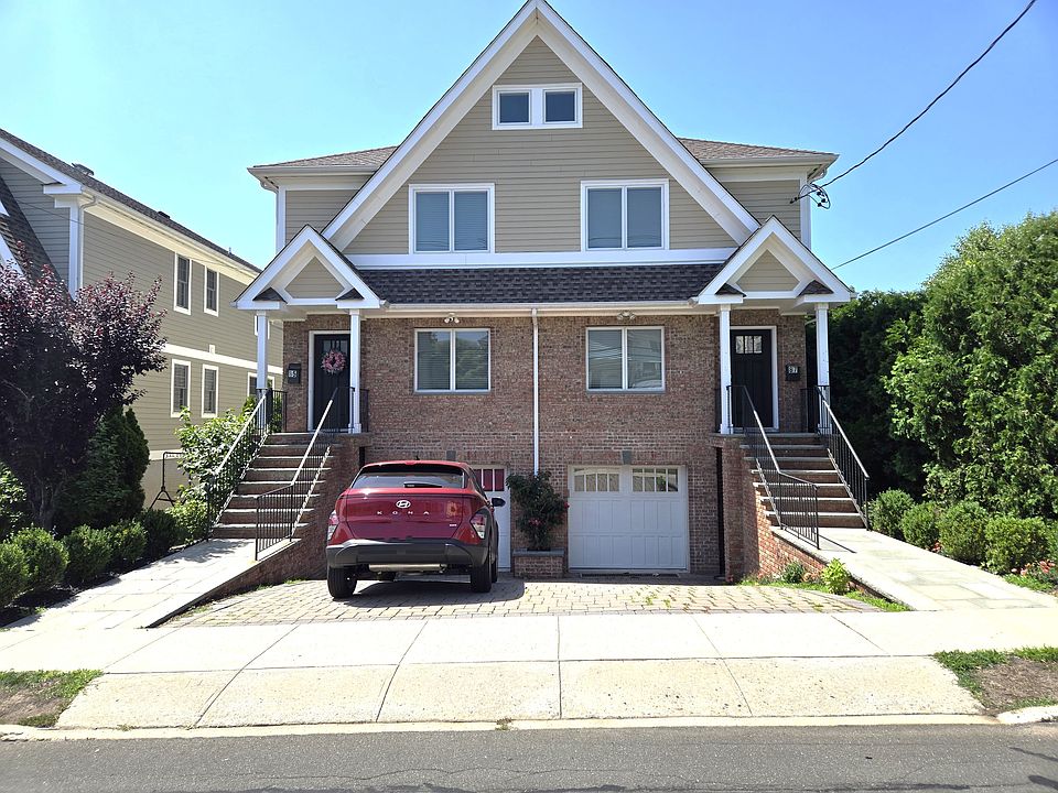 1st image of 87 Gainsborg Ave