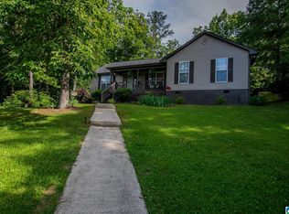 195 Wood Ridge Dr, Locust Fork, AL 35097