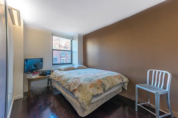 Sold by RE/MAX Midtown | media 11