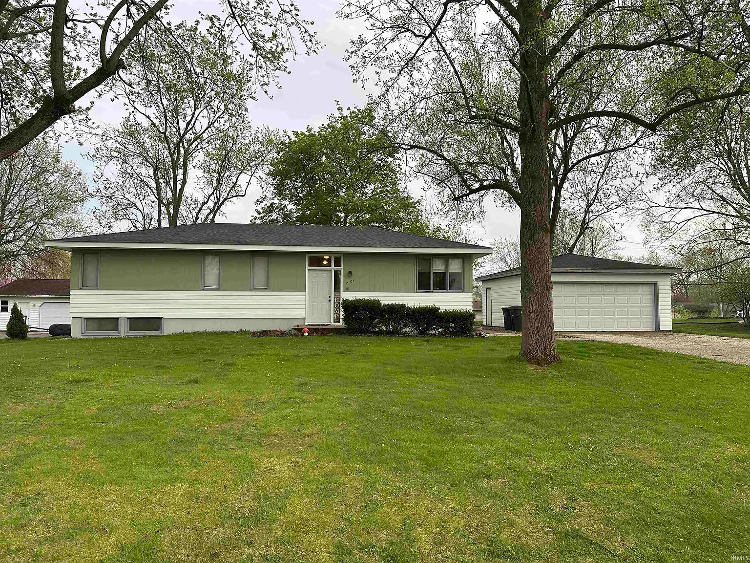 2105 Gillmore Dr photo 1