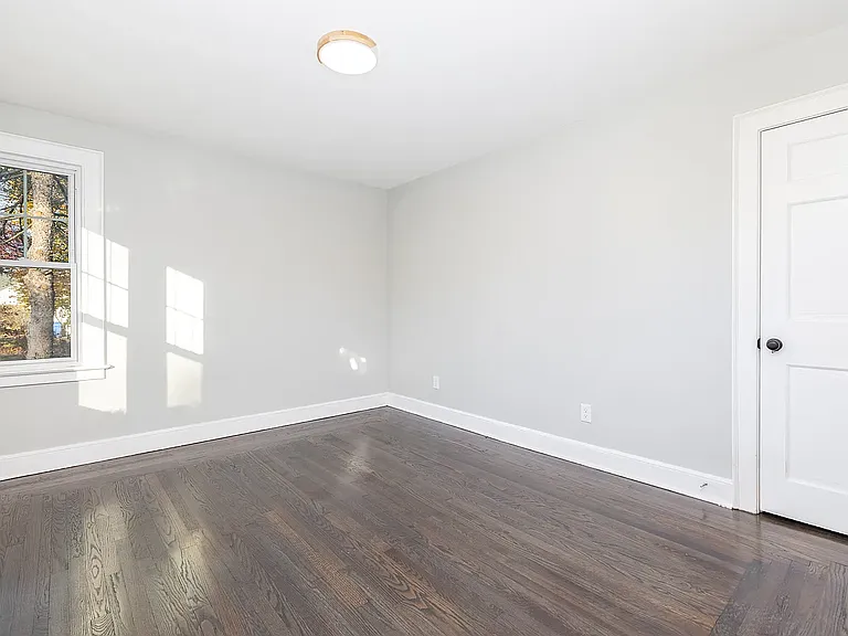 51 Hepburn Rd — Photo 30