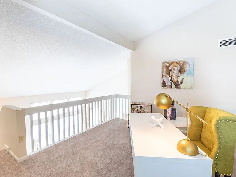 Windsong Place Apartments — Photo 67
