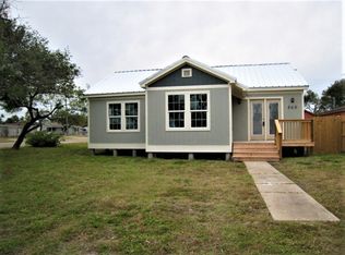 860 S McCampbell St, Aransas Pass, TX 78336
