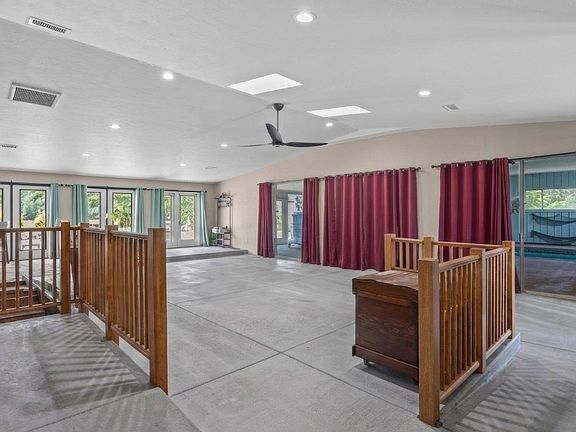 3rd image of 688 Stepaside Dr