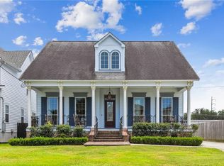 230 26th St, New Orleans, LA 70124