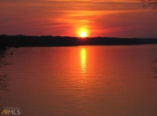 1320 Cherokee Trl, White Plains, GA 30678