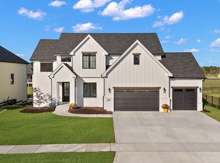 9701 Sweetspire Ave, Saint John, IN 46373