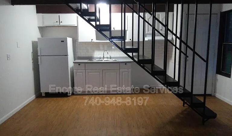 1119B Hollander St — Photo 4
