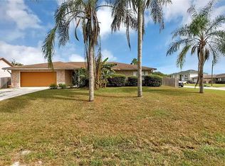 801 Goldcoast Dr, Deltona, FL 32725