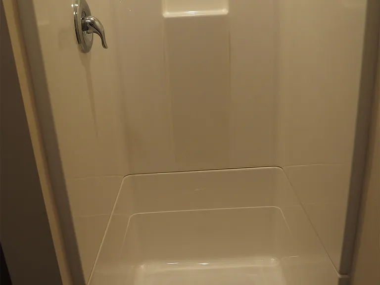 90 N Winooski Ave #5 — Photo 7