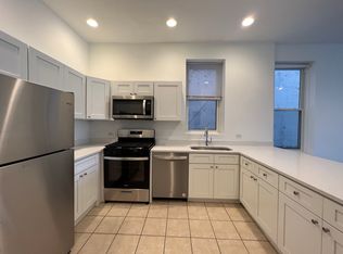 311 W Chicago Ave APT 3, Chicago, IL 60654