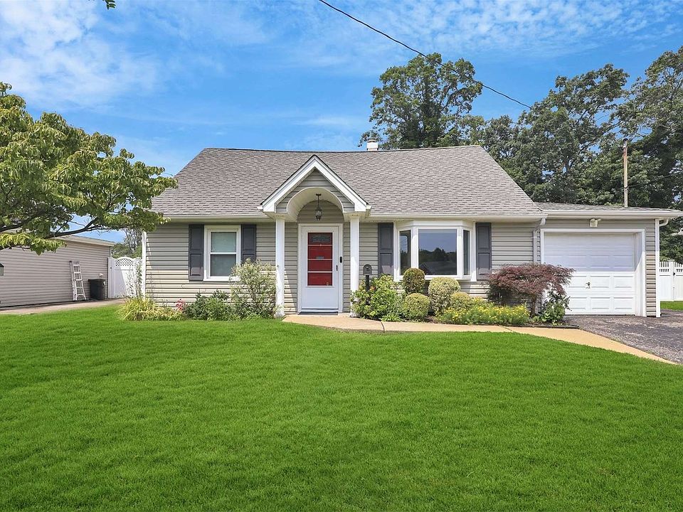 1st image of 173 Arlyn Dr W