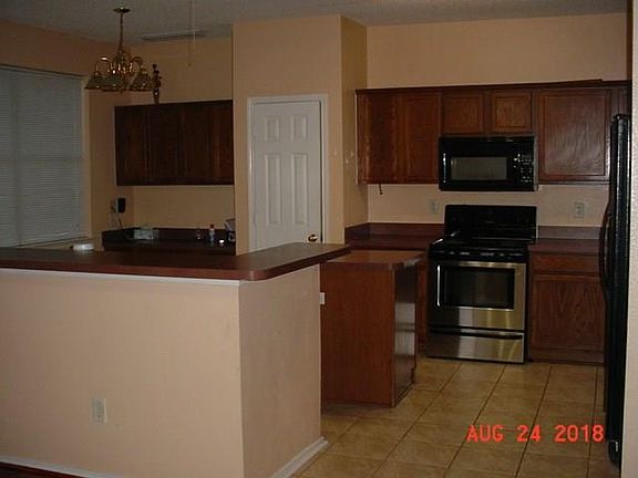 5th image of 130 Wildwood Ct