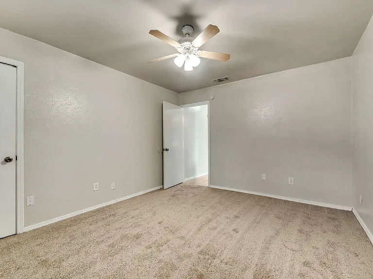8113 Starnes Rd — Photo 10