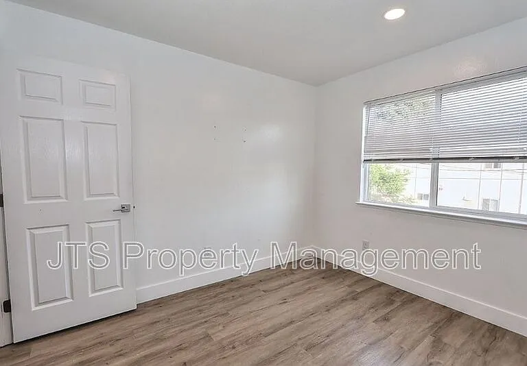 10524 Croetto Way #3 — Photo 49
