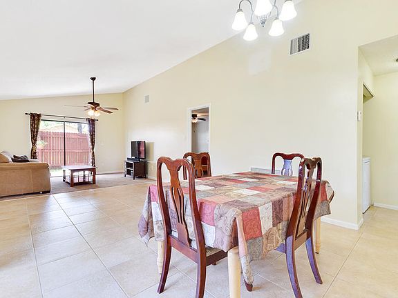 5th image of 5281 Robbie Ct