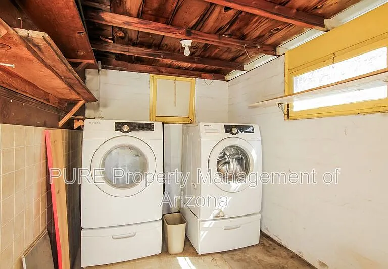 912 E Montebello Ave #BACK — Photo 11