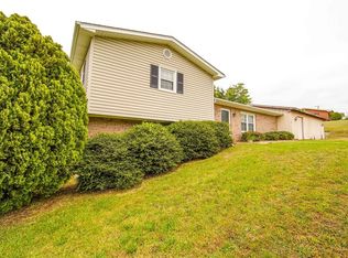 133 East Dr, Thomasville, NC 27360