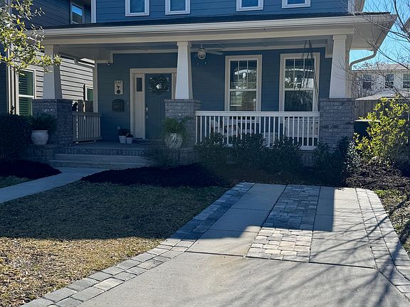 2nd image of 2867 Green St
