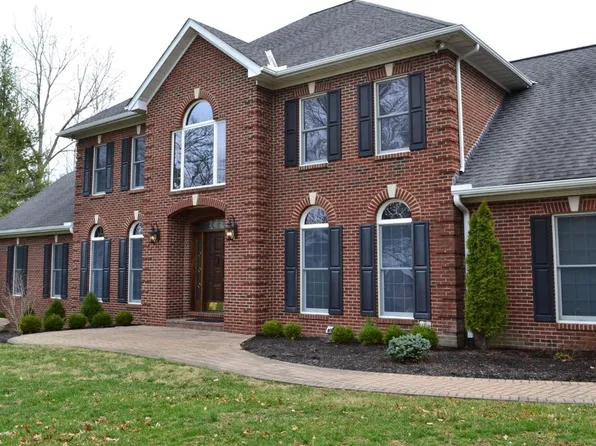 716 N Main St, Batesville, IN 47006