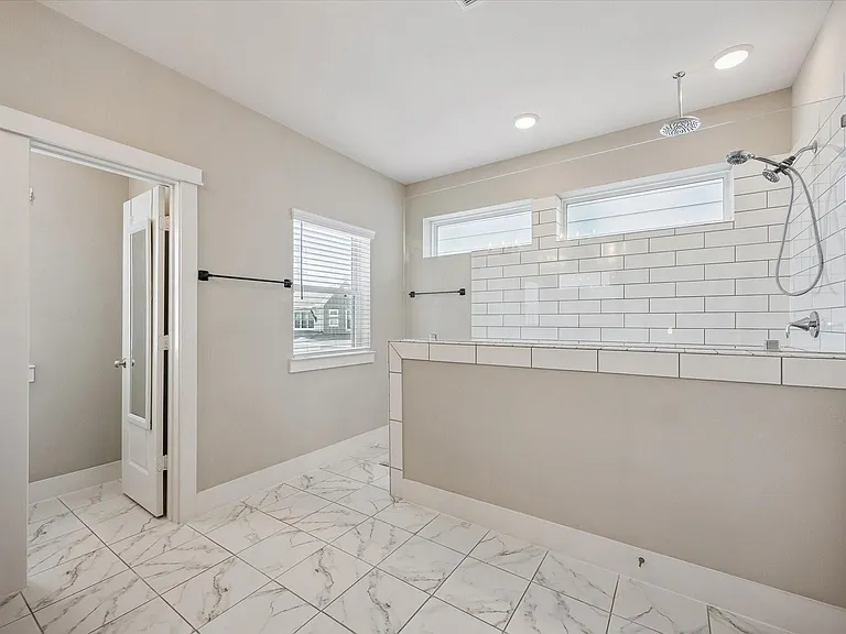 1415 Biondo Way — Photo 12