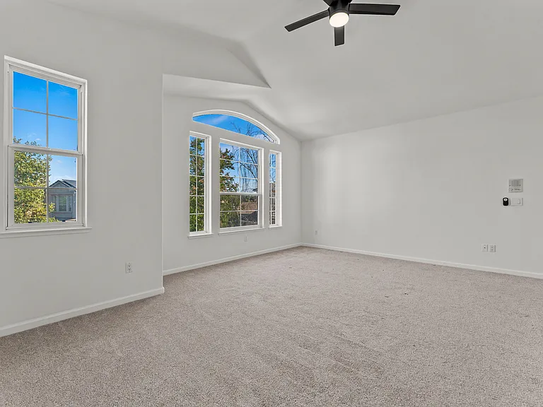 5812 Andrea Ct — Photo 17