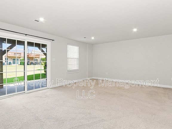 4th image of 126 Nathan Dr