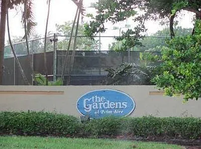 701 Gardens Dr #102