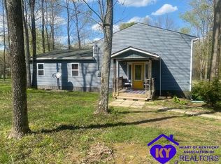 36 Circle Hill Rd, Caneyville, KY 40119